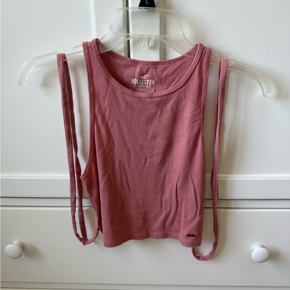 Hollister Pink Tie Front Crop Tank Top
